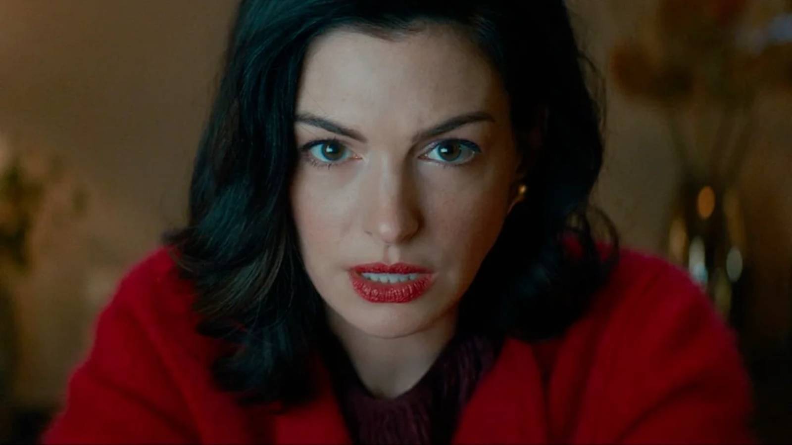 Anne Hathaway im Mittelpunkt eines verführerischen Geheimnisses im Trailer ...