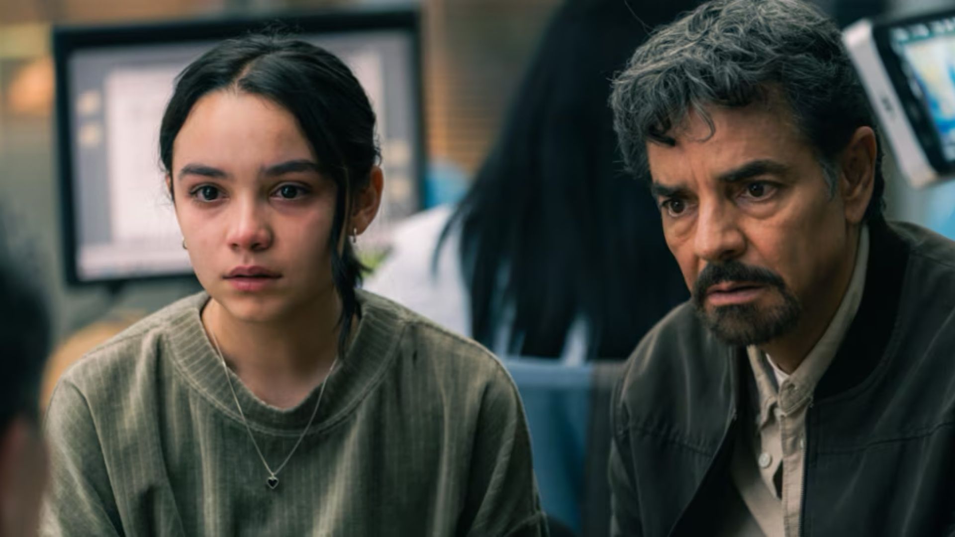 a teen and her father in the trial