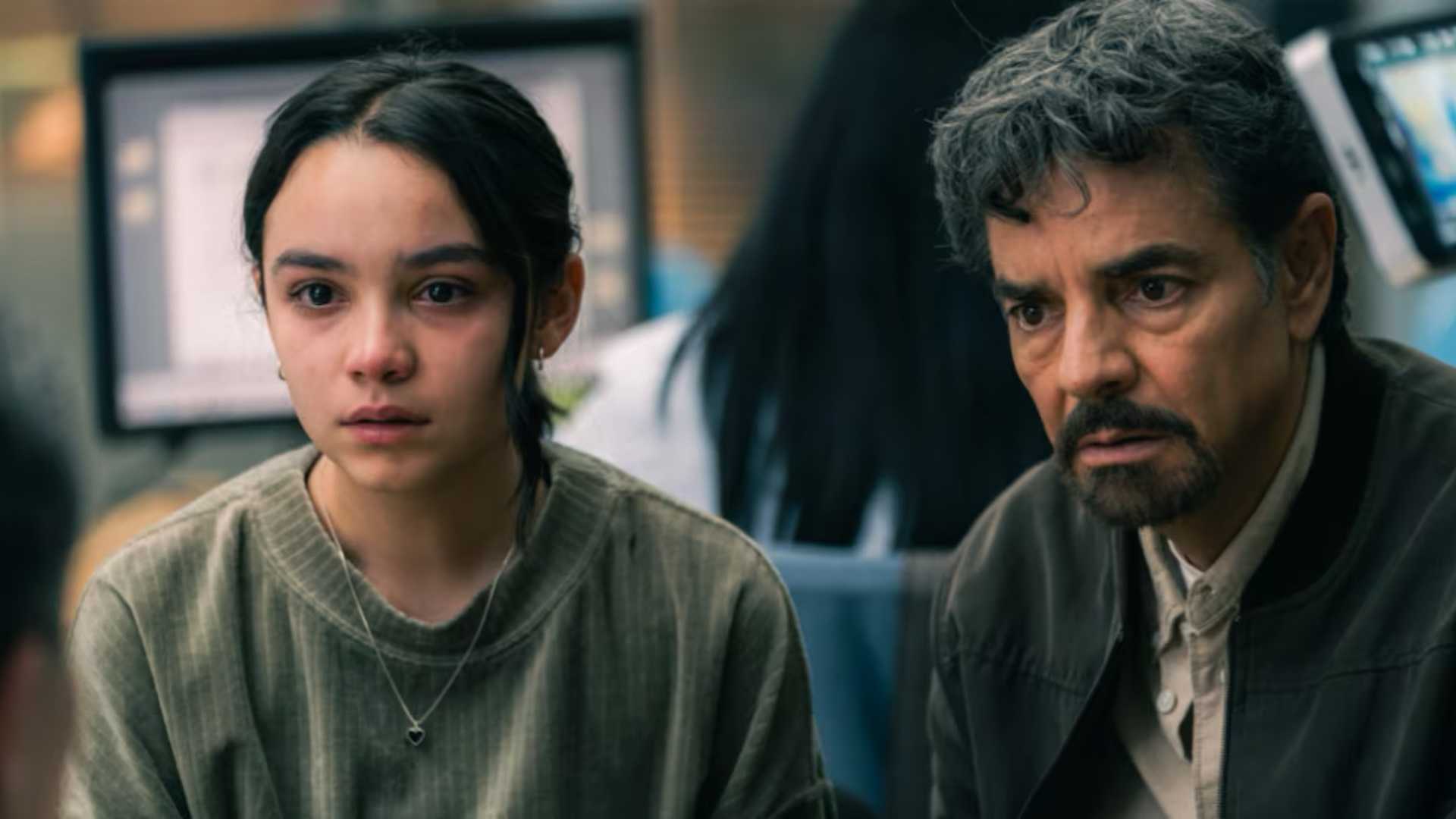 a teen and her father in the trial