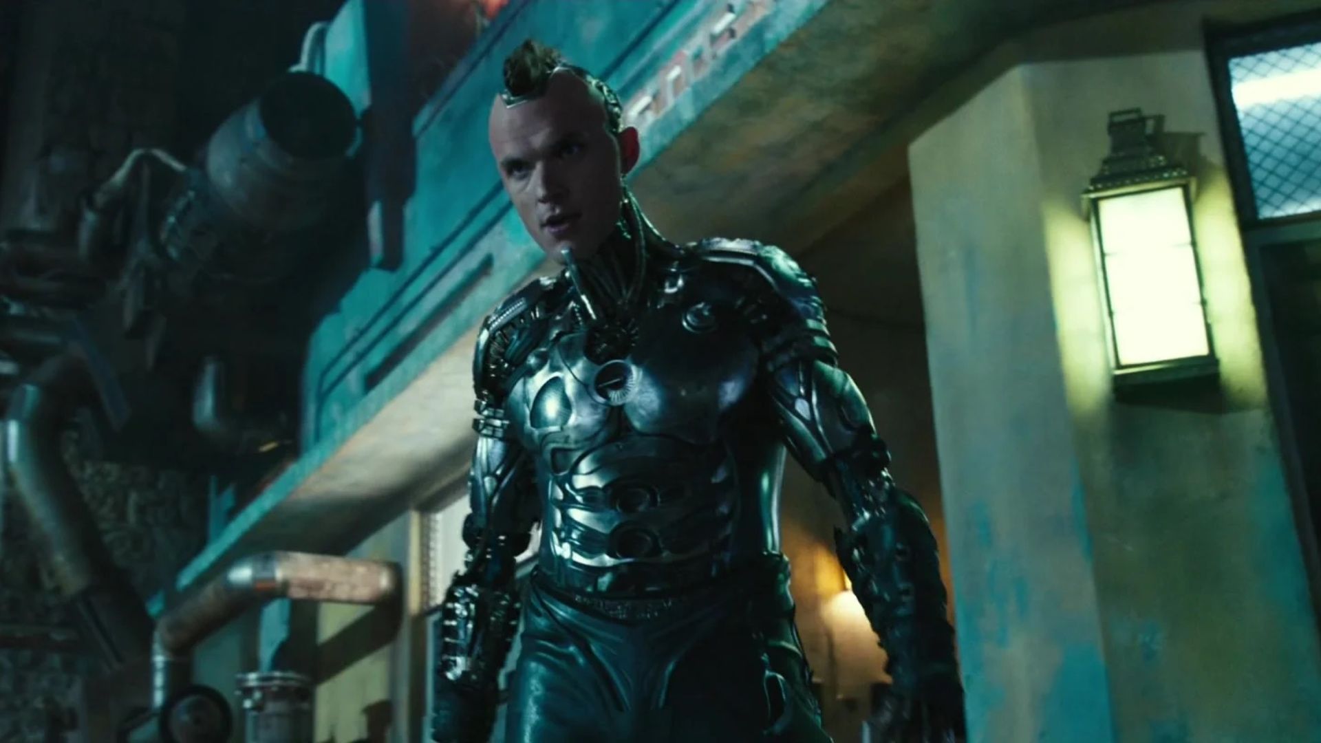 an android human hybrid in Alita Battle Angel