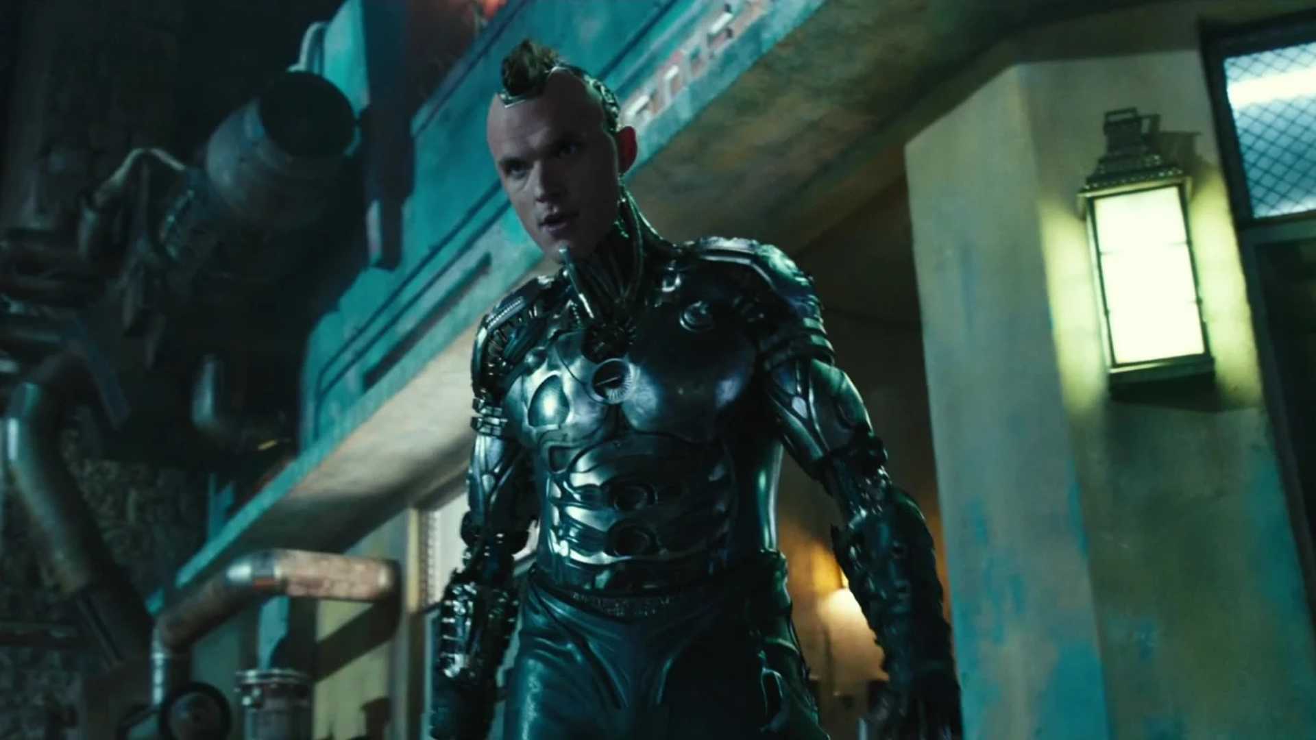 an android human hybrid in Alita Battle Angel