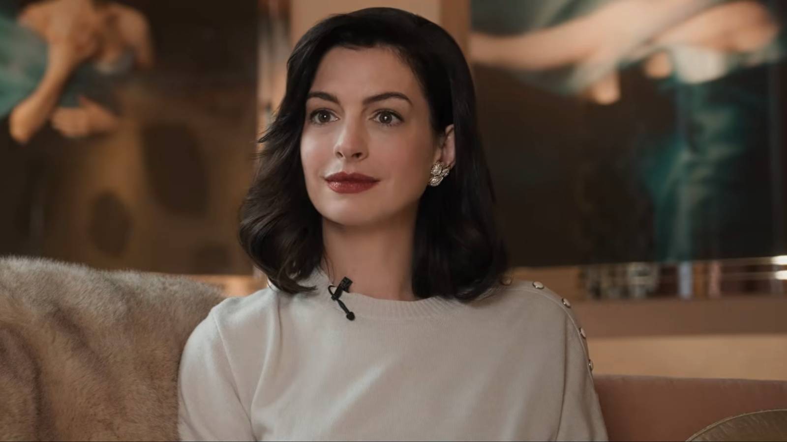 Anne Hathaway's Critically Panned Thriller Officially Leaves 500 Theaters After a $120M Box Office Run