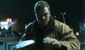 Reacher uses a trowel as a weapon