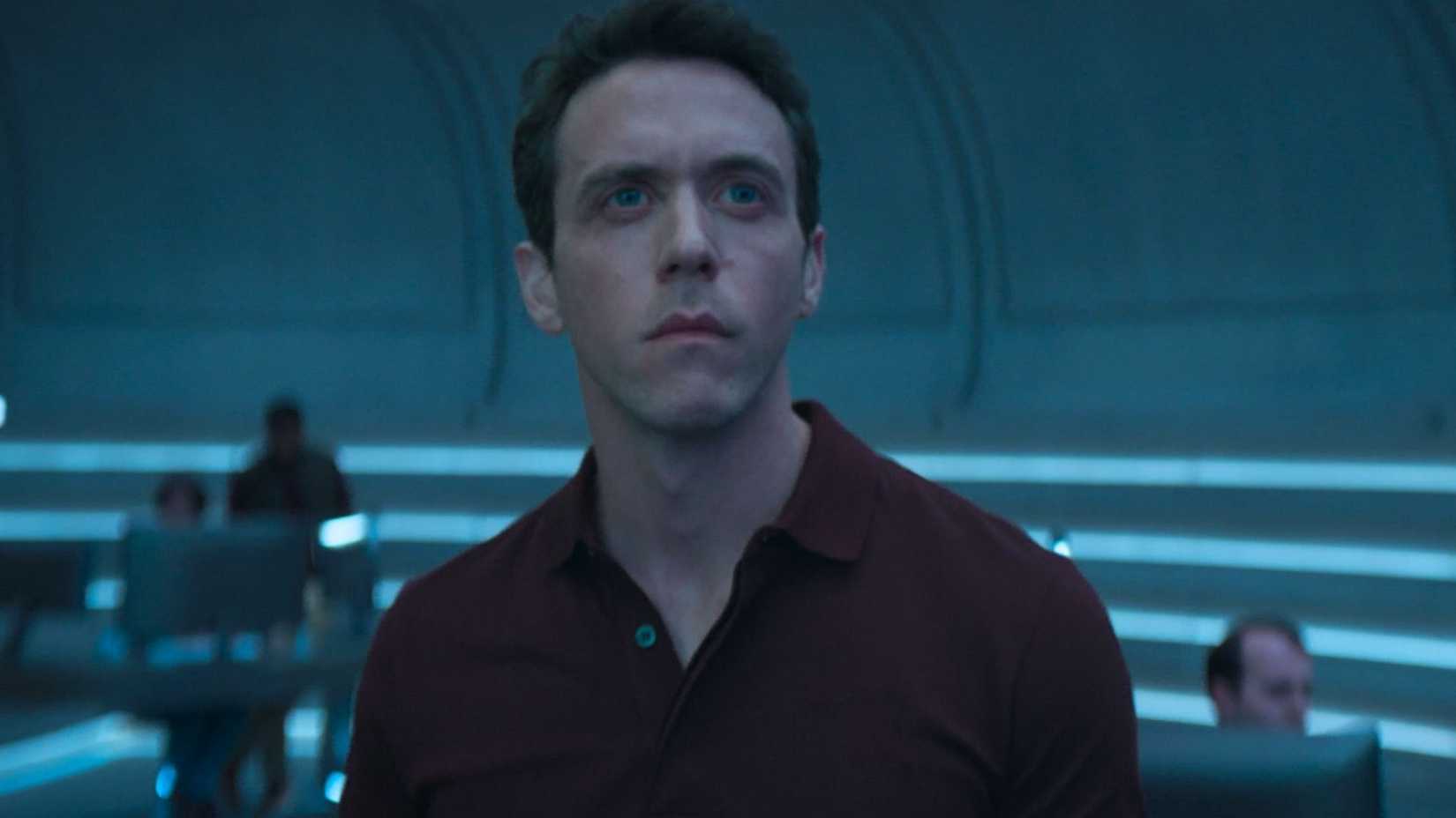 Ashley Zukerman as Daniel Keene in Silo