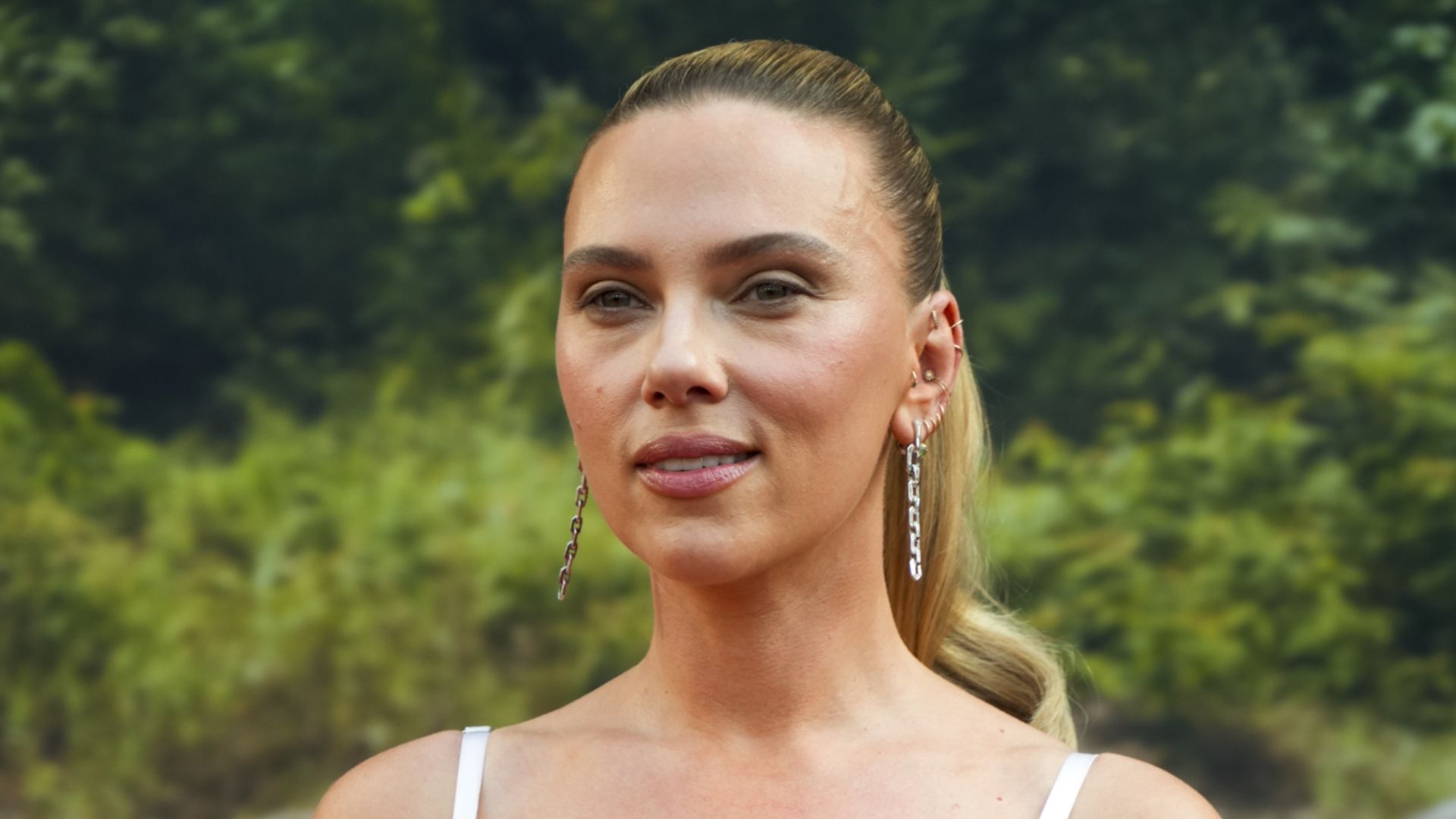 Scarlett Johansson's (Very) R-Rated 108-Minute Sci-Fi Thriller Arrives on Free Streaming