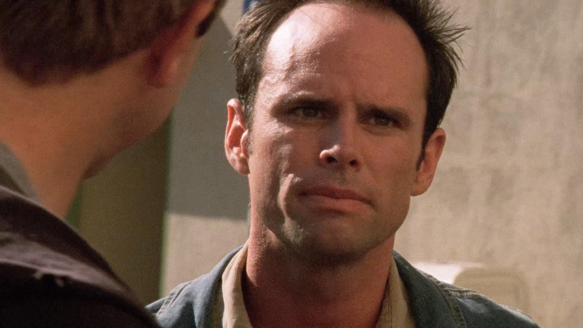 Years Ago, Walton Goggins Starred in a Forgotten Spin-Off of His All-Time Great Cop Thriller Series