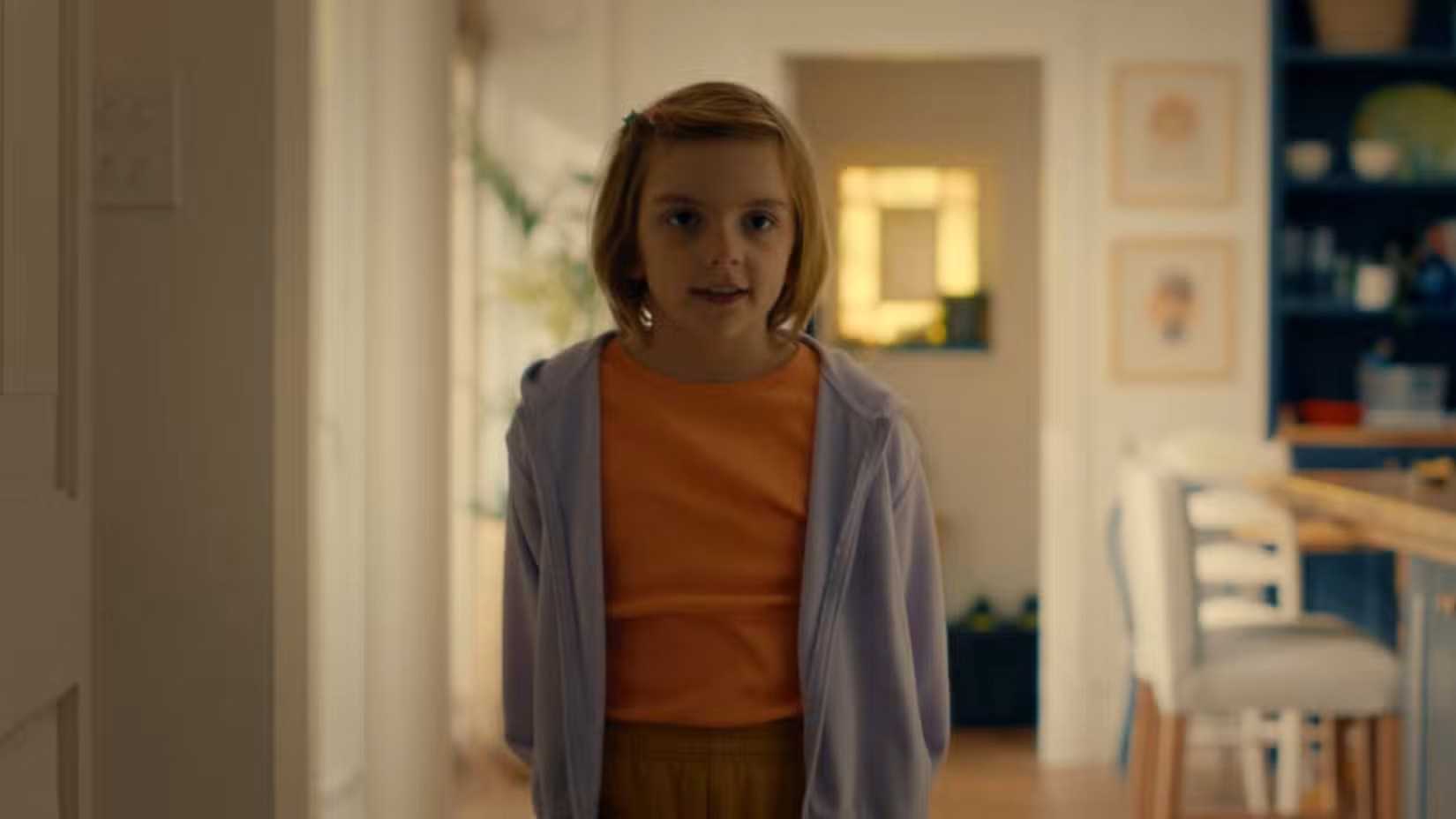Bela standing in the kitchen in 'Other Mommy'