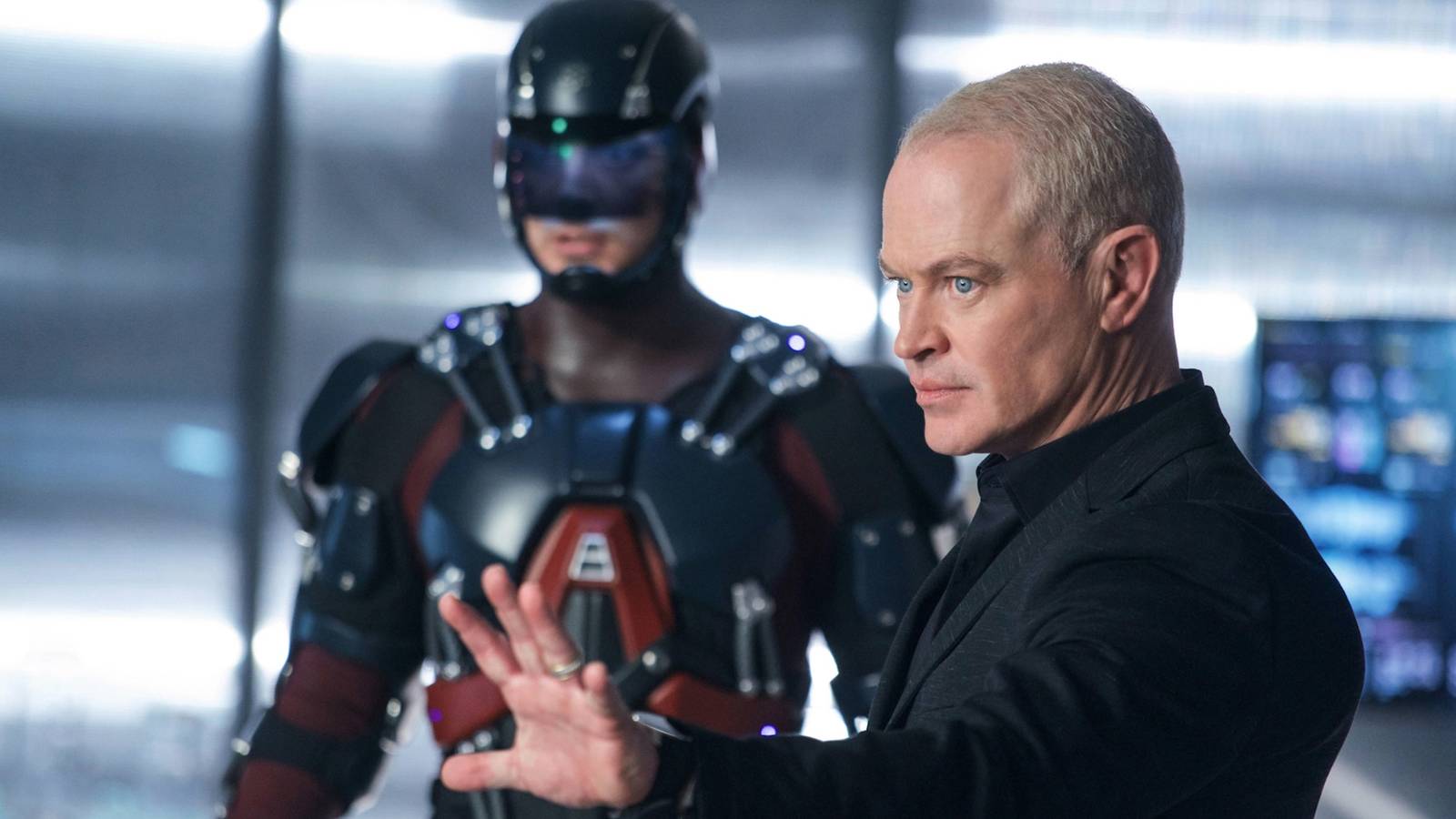 110-Episode Legends of Tomorrow Deserves Revival on Netflix