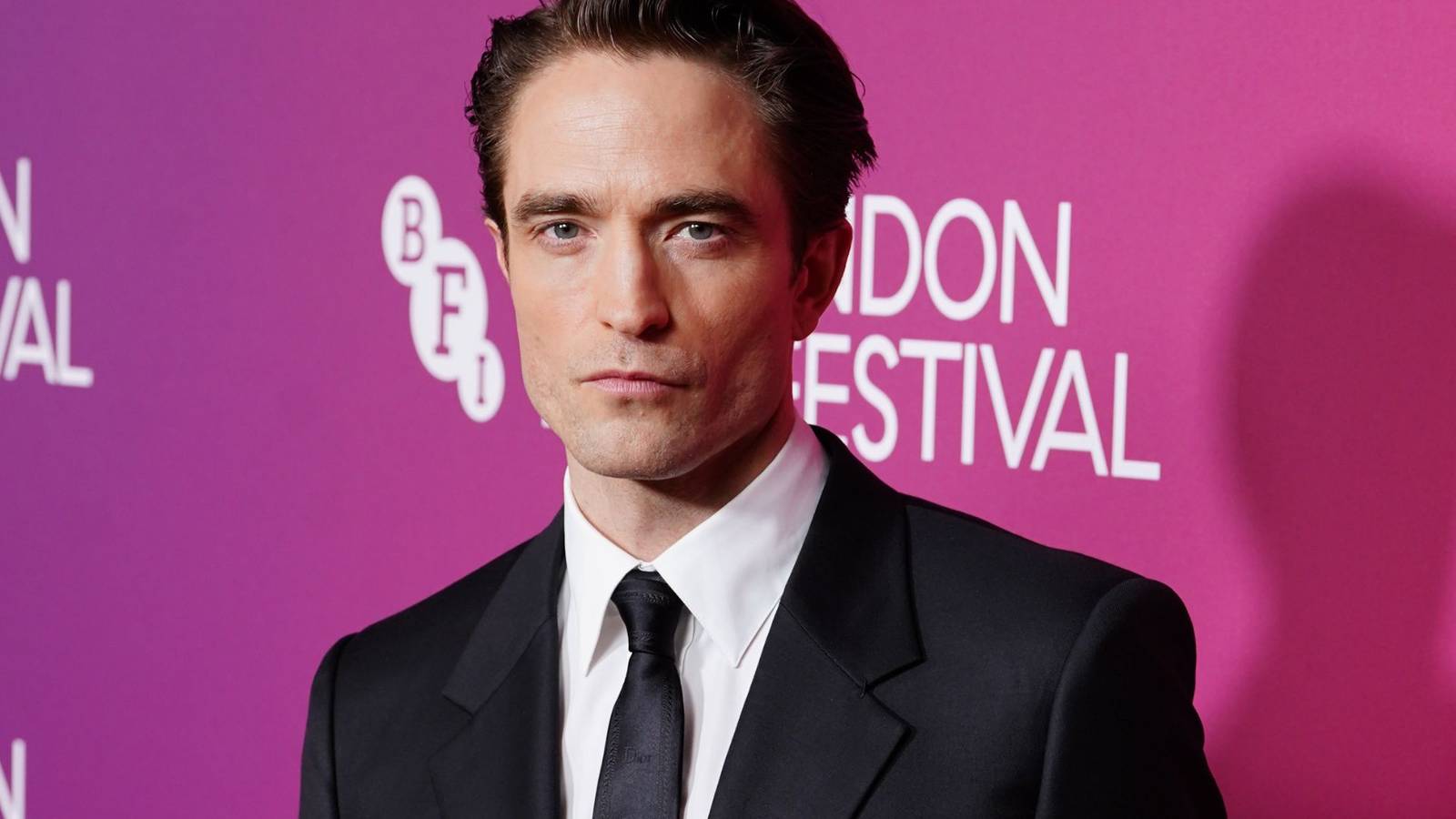Robert Pattinson Is an Inhuman Killer in $1 Billion Sci-Fi Franchise’s New ...