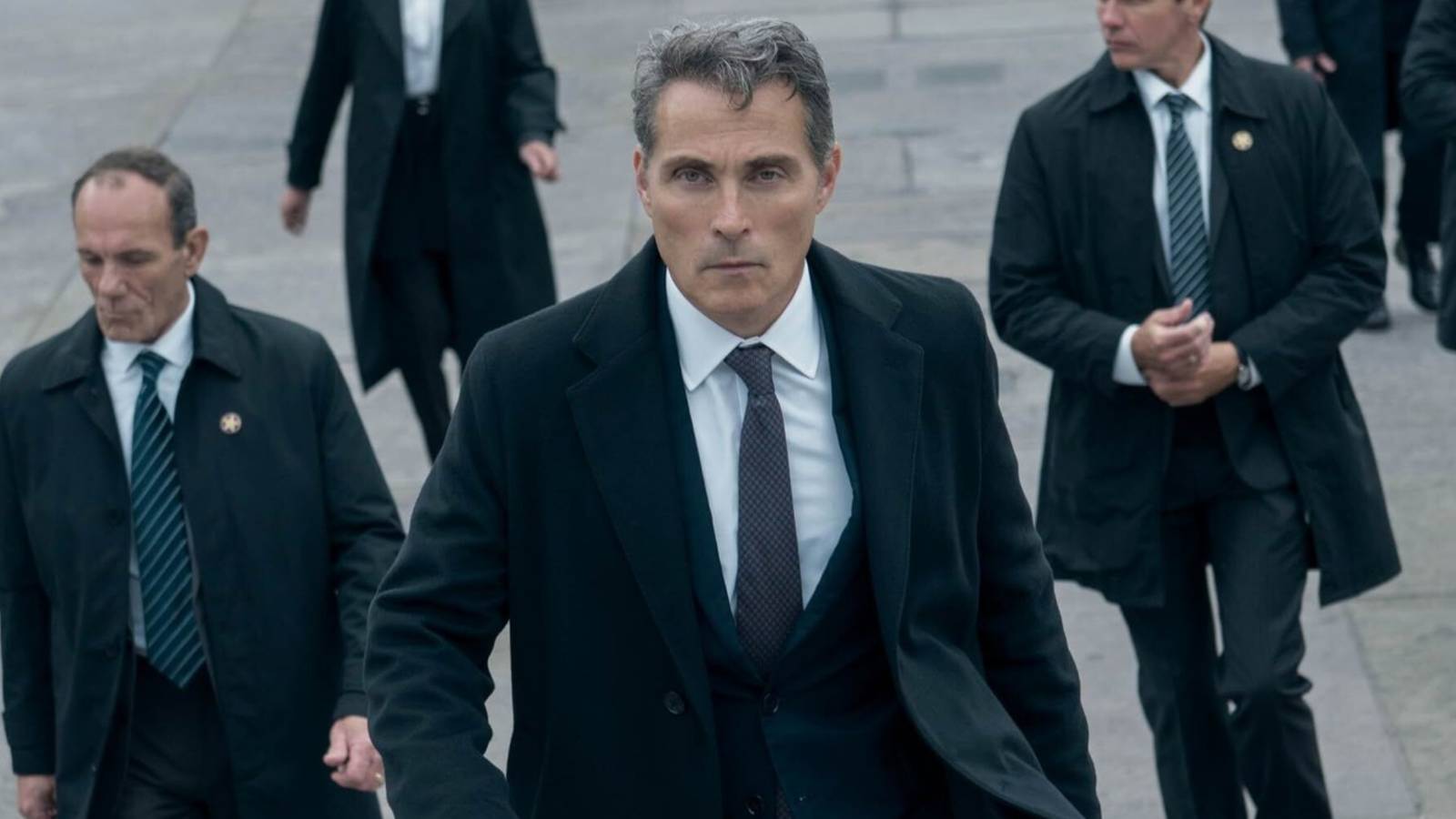 Netflix’ neue Thriller-Erfolgsserie hat eine perfekte Bewertung von 100 % ...
