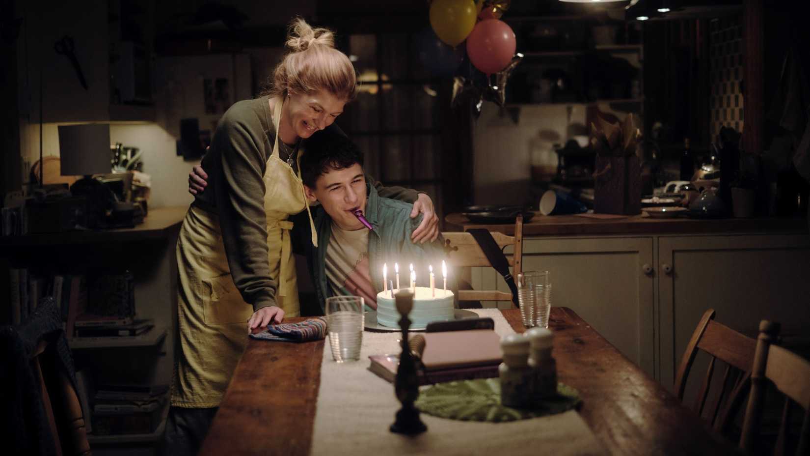 It’s Only Been 6 Days, but Hulu’s New 8-Part Thriller Is the Best ...