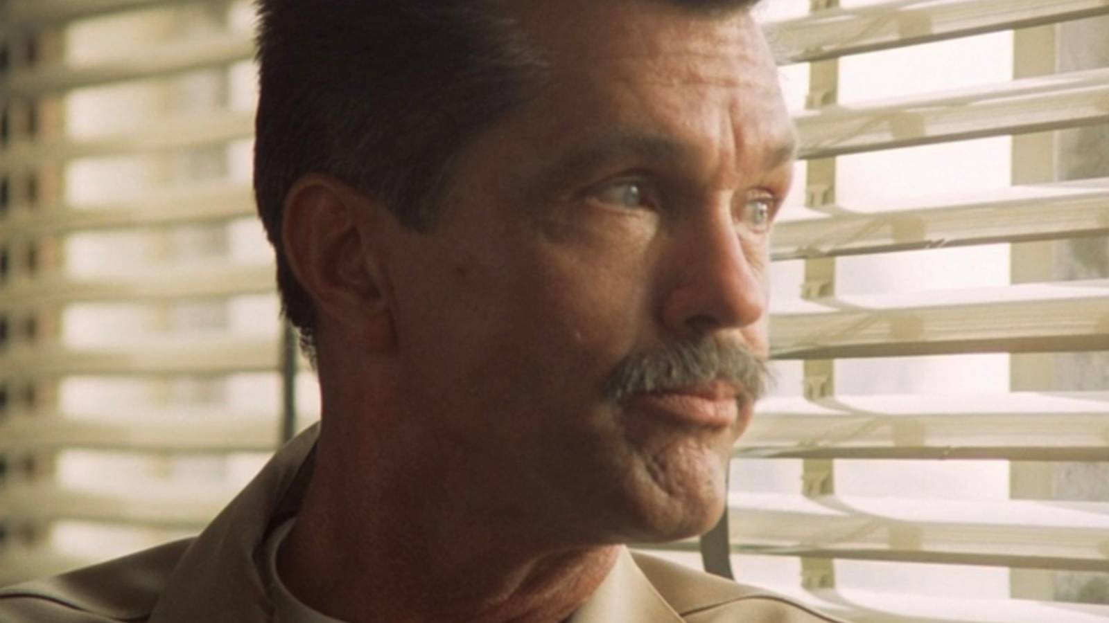 'Top Gun' & 'Alien' Star Tom Skerrit Dies at 93