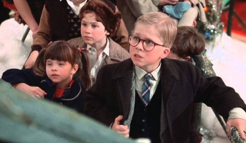 A Christmas Story Christmas Teaser Reveals First Look at Ralphie's Return