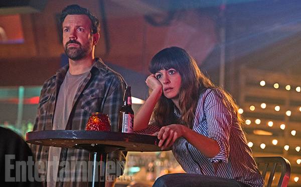 Colossal Photos Have Anne Hathaway & Jason Sudeikis Vs a Monster