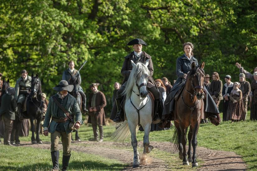 Outlander Season 5 Trailer Arrives with First Look Photos