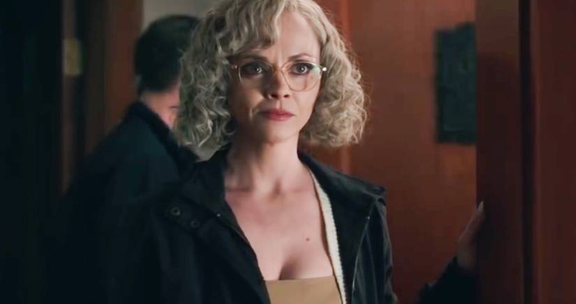 Yellowjackets Trailer Takes Christina Ricci from Plane Crash to Cannibalism Real Fast