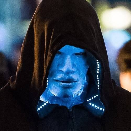 Jamie Foxx Revealed as Electro in The Amazing Spider-Man 2 Set Photos!