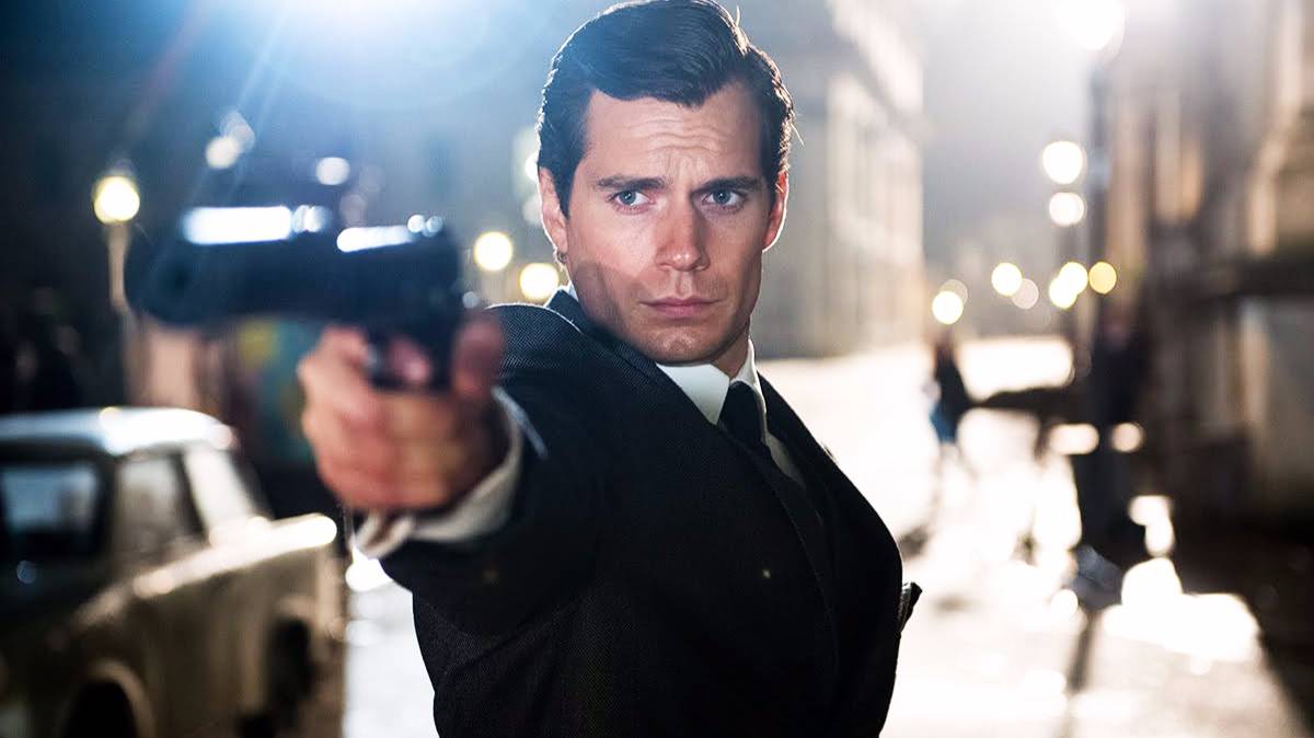 Henry Cavill Would Jump at the Chance to Play James Bond We'll See(02)