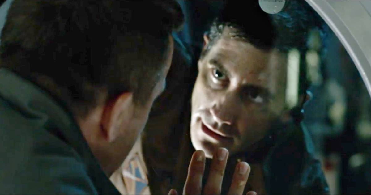 Life Trailer: Ryan Reynolds & Jake Gyllenhaal Discover a Terrifying Alien