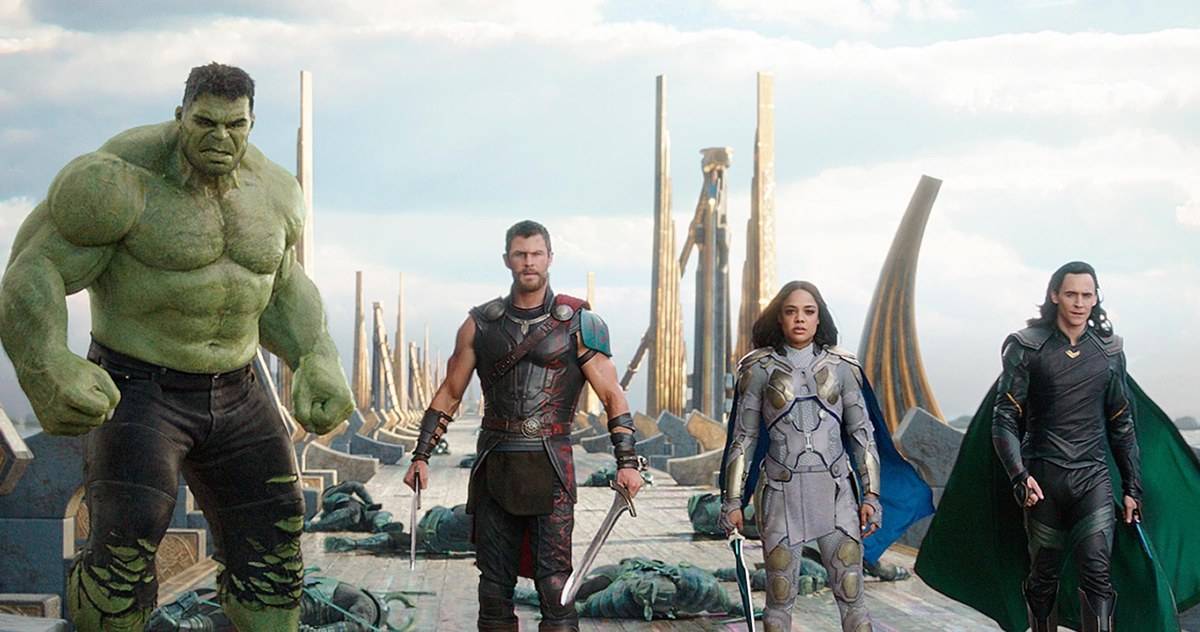 Revengers Unite in New Thor: Ragnarok Sneak Peek