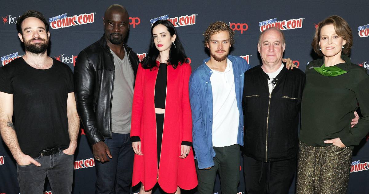 Watch Marvel's Defenders Unite Onstage at NYCC