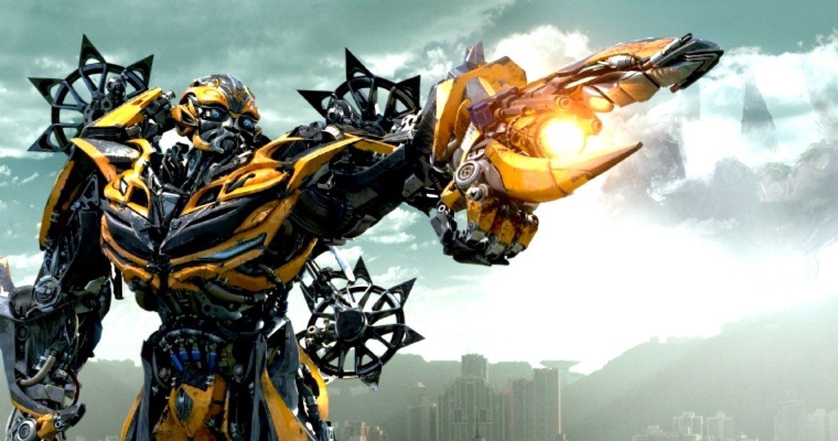 Optimus Prime and Bumblebee Prepare for Battle in New Transformers