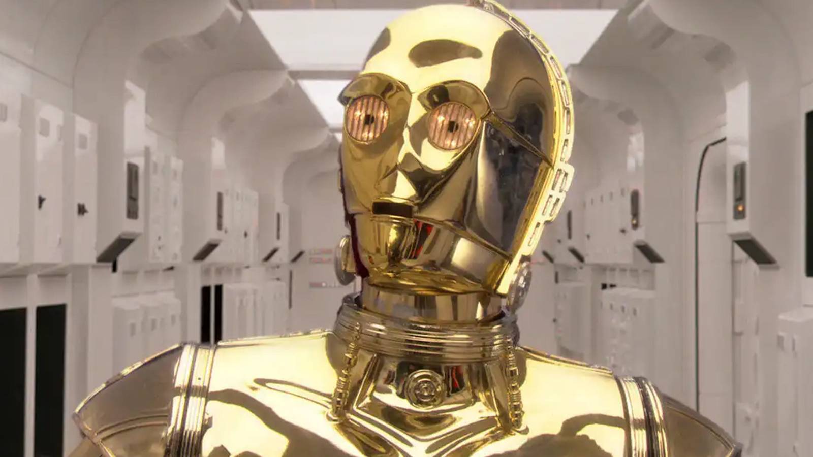 Star Wars Icon Anthony Daniels Celebrates 45 Years of Playing C-3PO