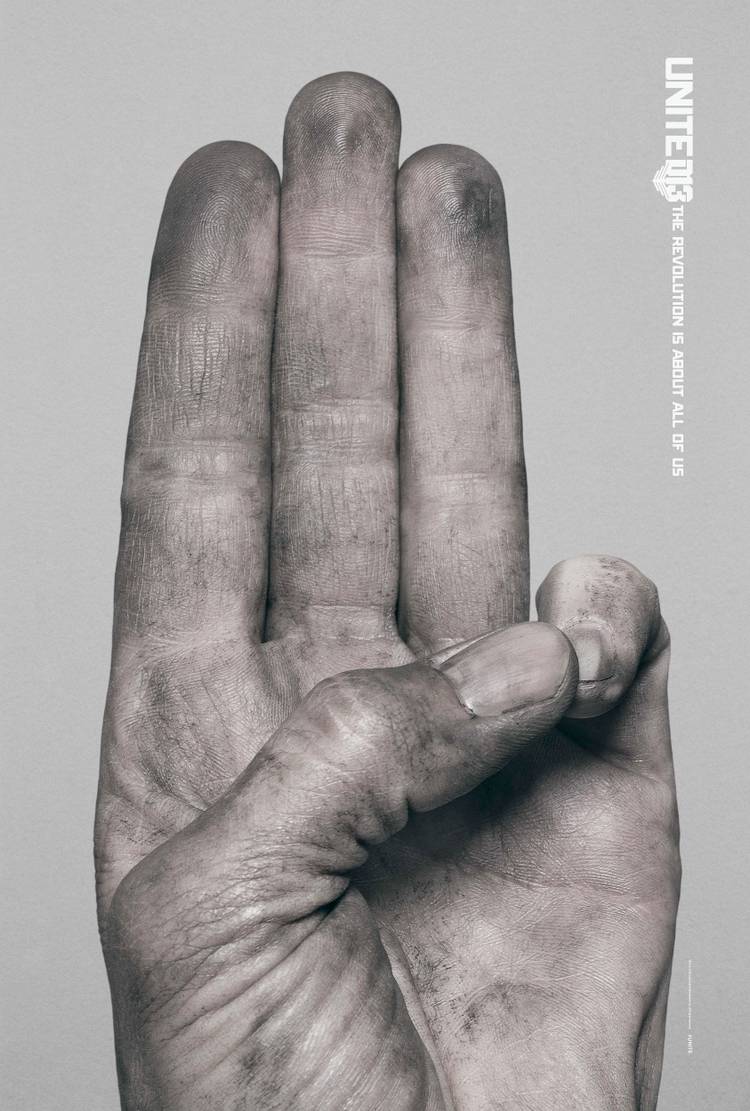 Mockingjay Hand Sign Mockingjay Part 2 Posters Unite the World with 3 Finger Salute