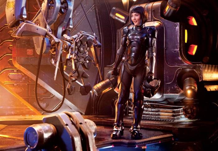 New Pacific Rim Photos and Early Jaeger Concept Art