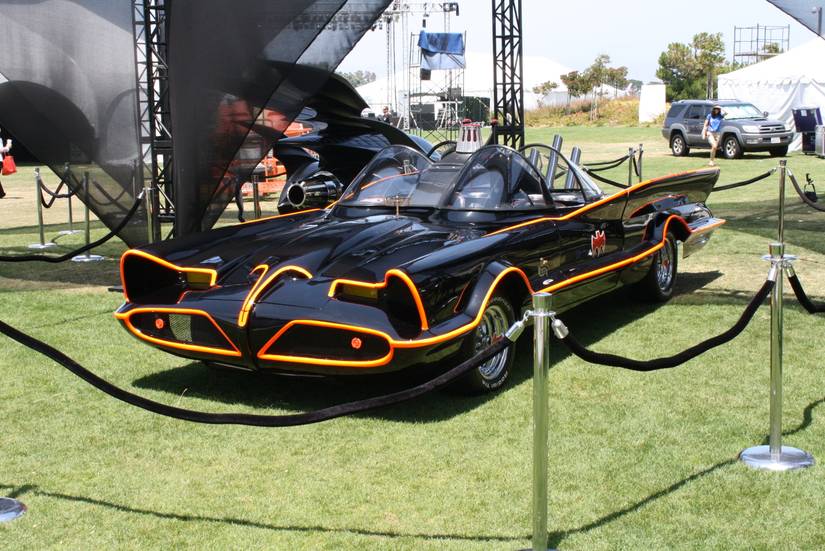 COMIC-CON 2012: The Dark Knight Rises Tumblr and Batmobile Display