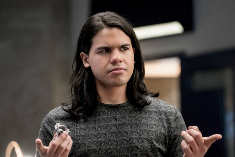 Flash and Supergirl Sing and Dance in Musical Crossover Trailer