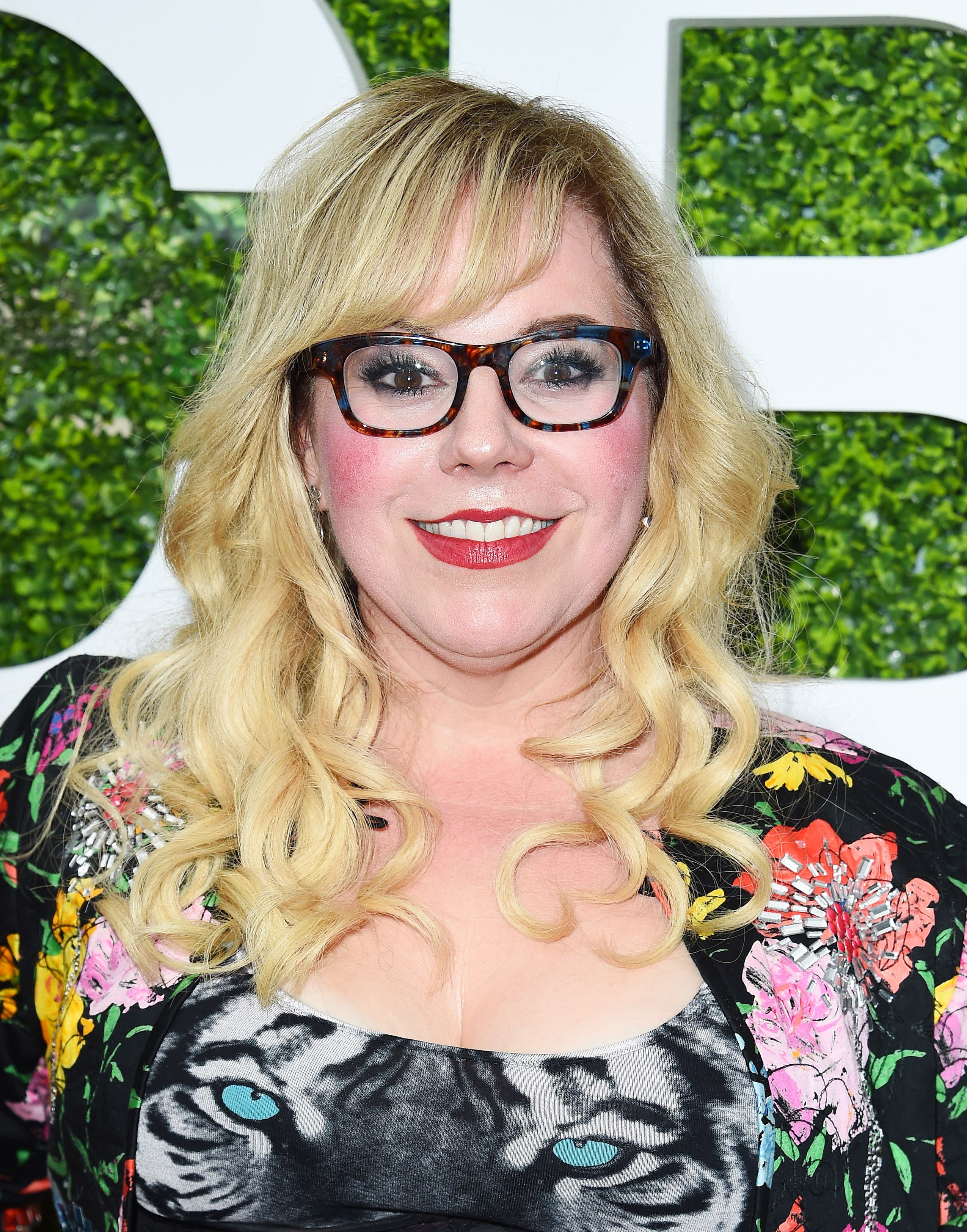 Kirsten Vangsness como Penelope Garcia em Criminal Minds: Evolution