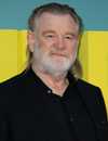 Brendan Gleeson como Silvermane em Spider-Noir