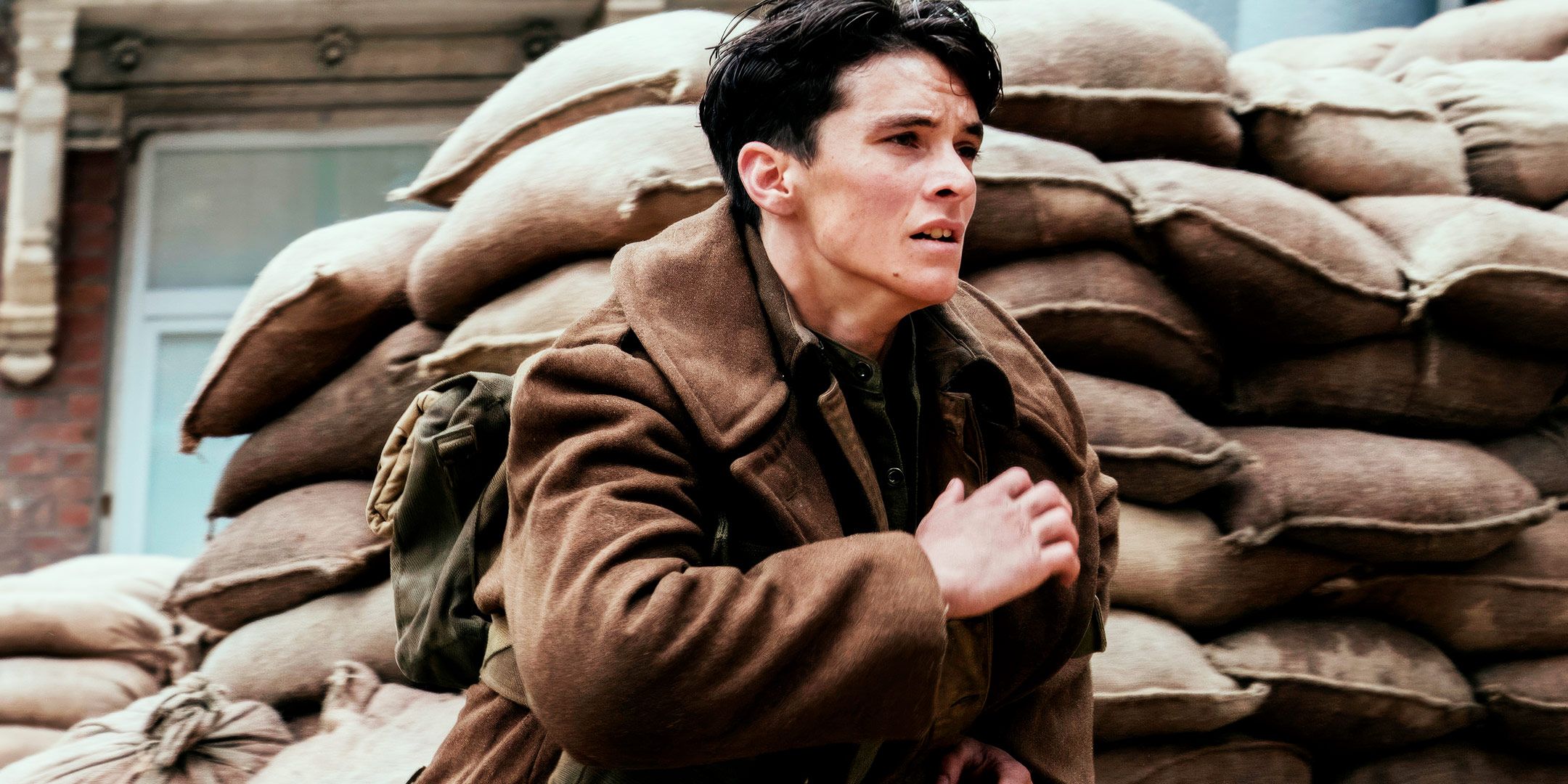 christopher nolan s war epic is now streaming on netflix